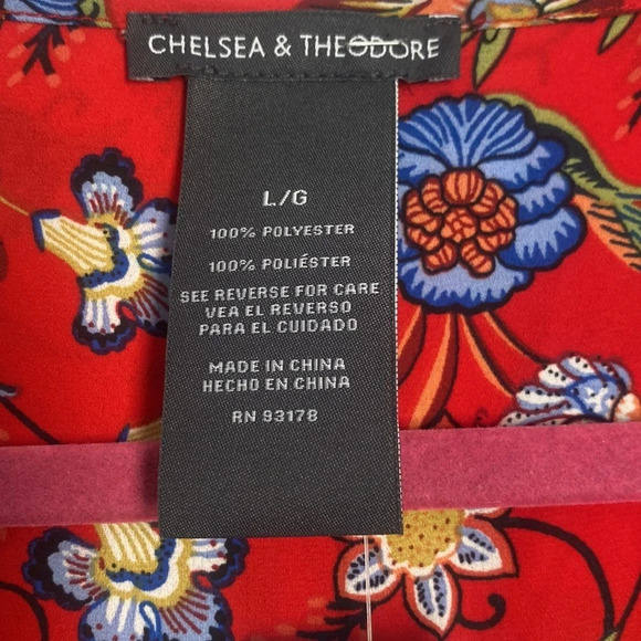 Chelsea & Theodore Women's Red Floral Tunic Long Sleeve Crossover Top Size Large - Picture 4 of 8